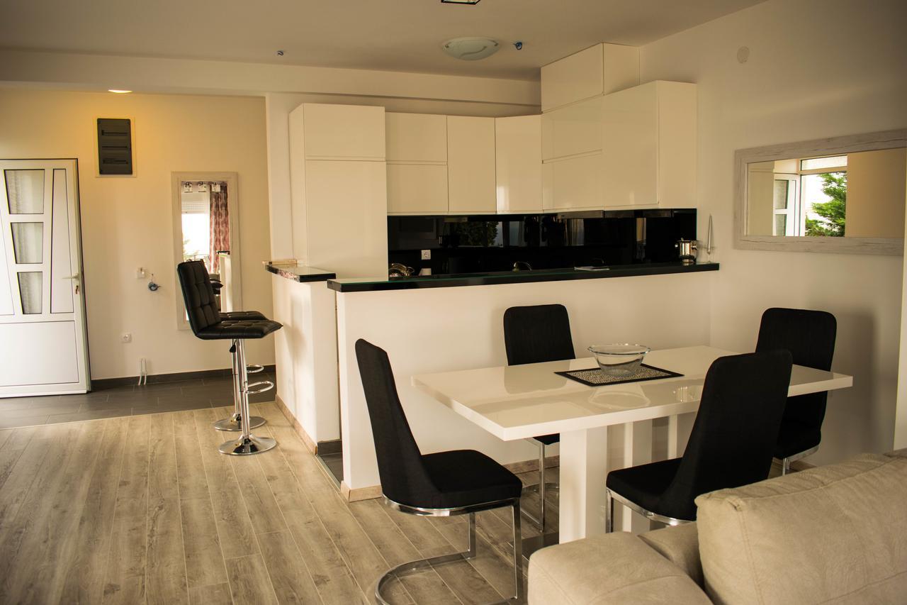 Apartments Stojanovic Ulcinj Bagian luar foto